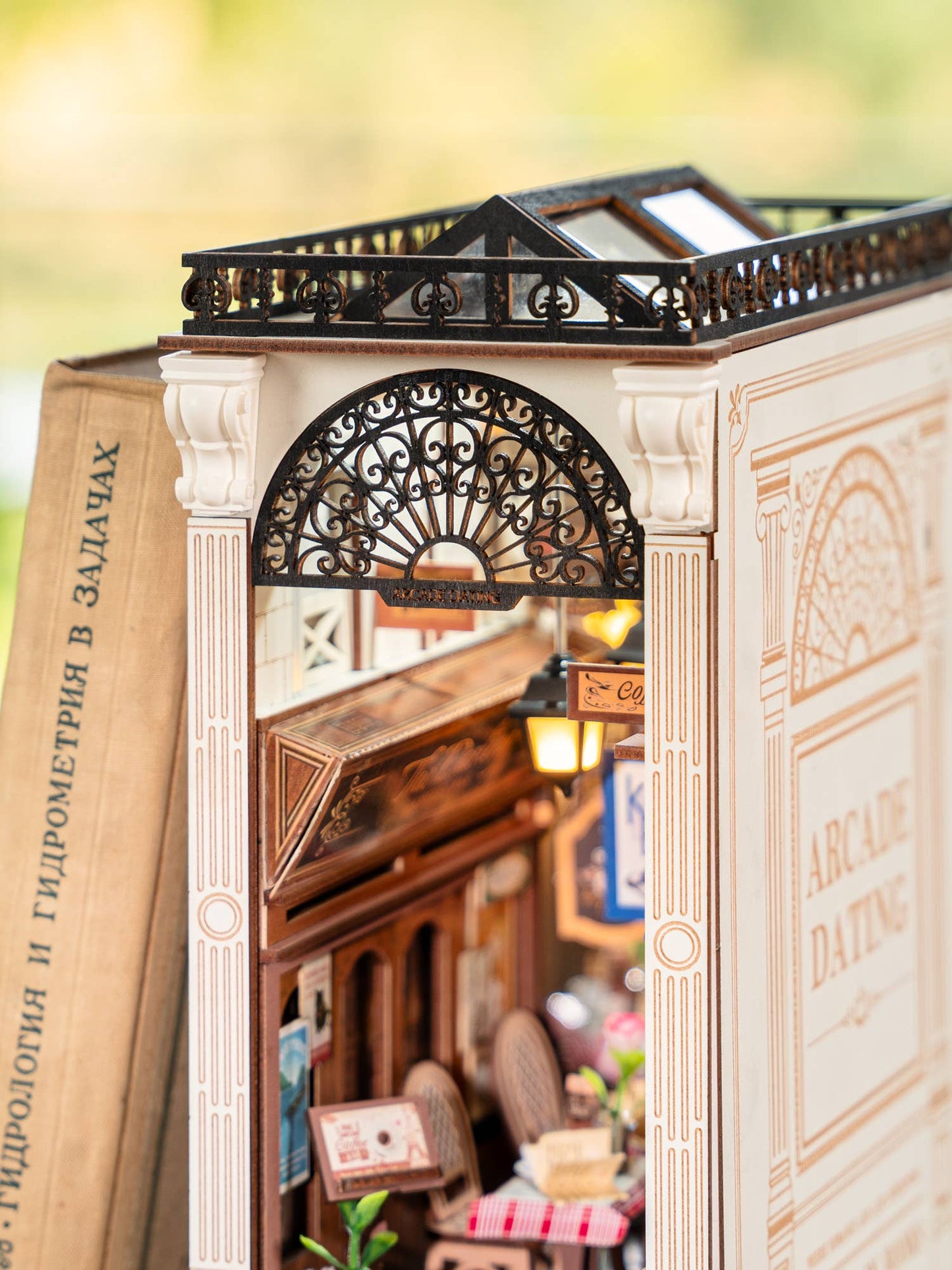 TGB10 Rolife Arcade Dating DIY Book Nook Crafts Miniature