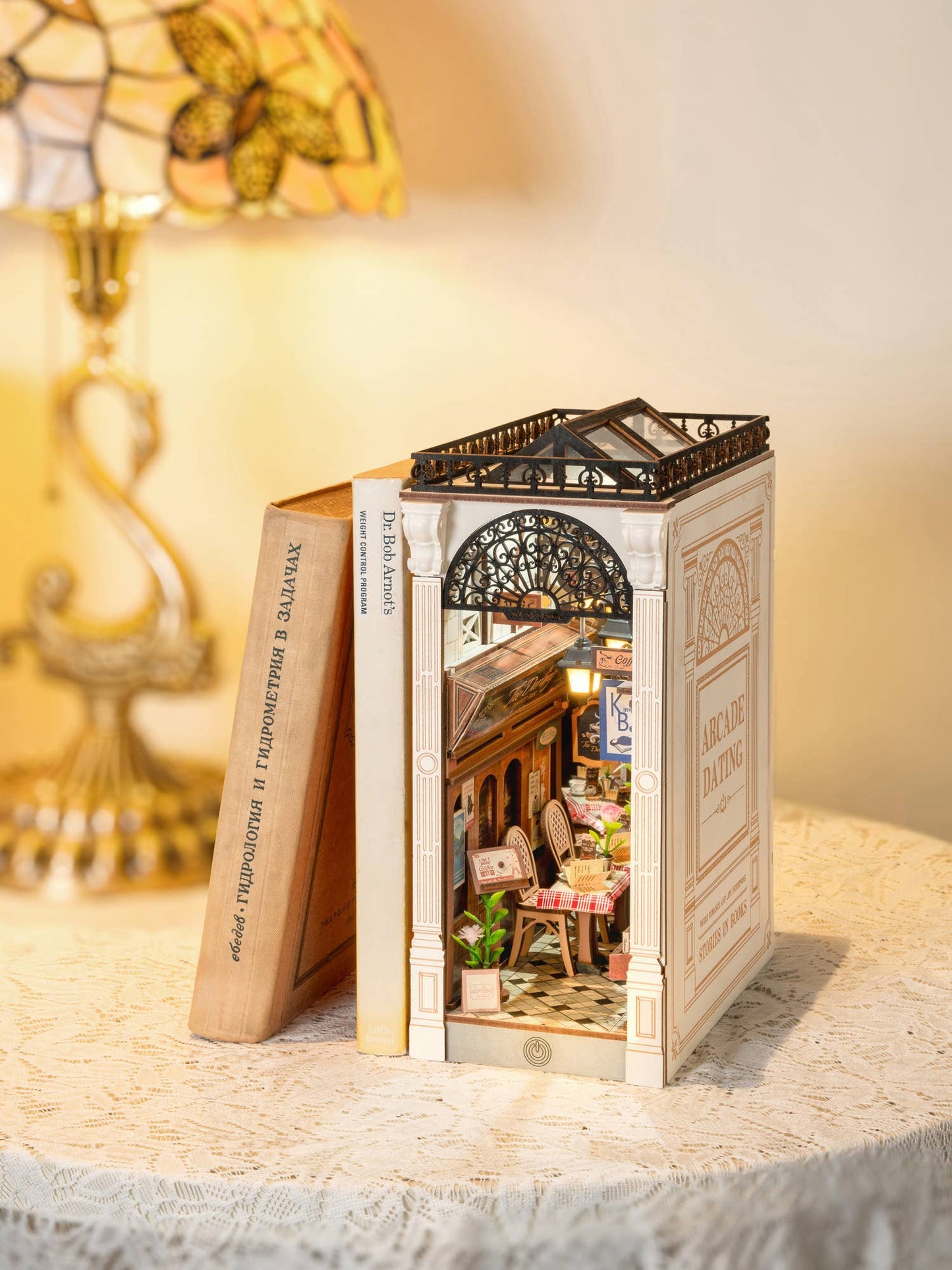 TGB10 Rolife Arcade Dating DIY Book Nook Crafts Miniature