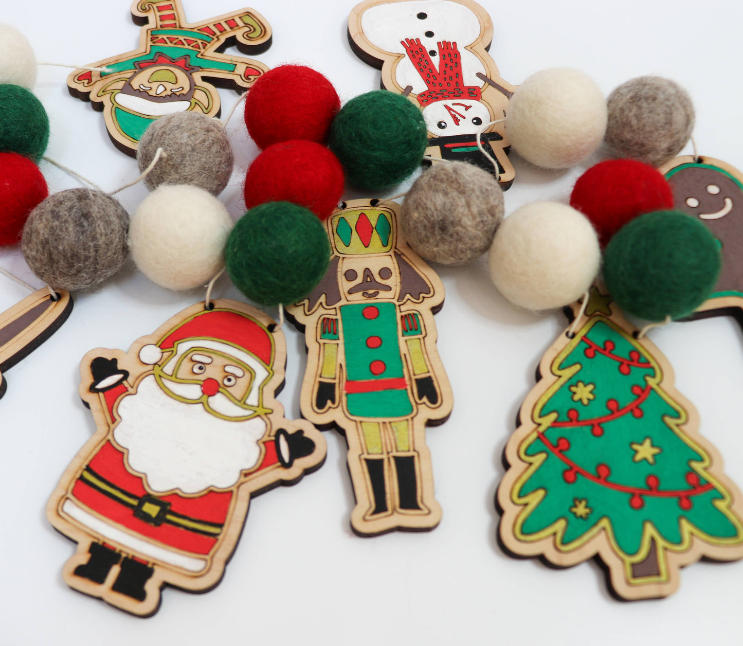 DIY Holiday Craft Kit - Christmas Spirit Garland