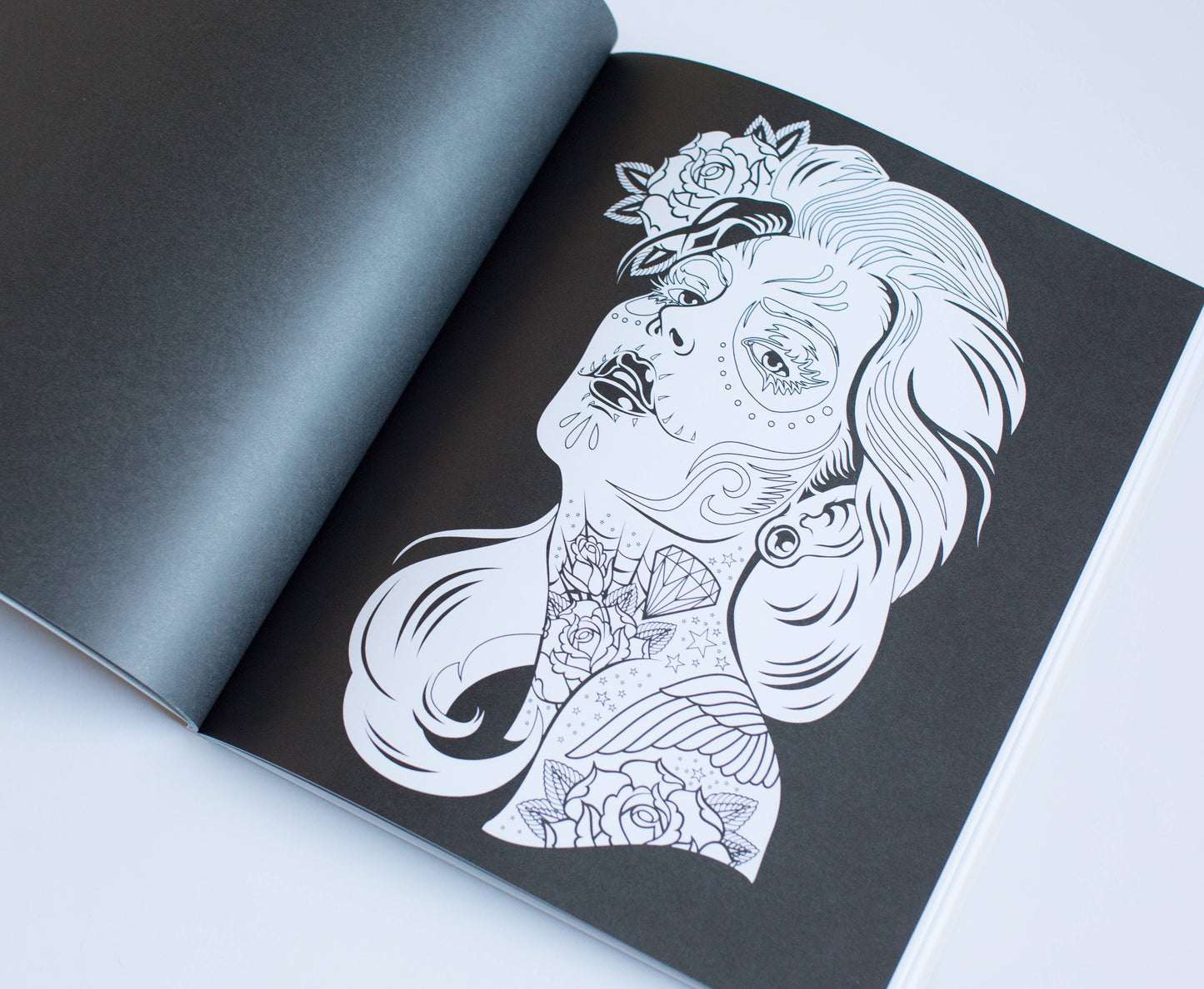 Dia De Los Muertos: Coloring Book