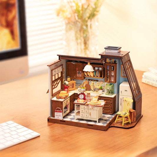 DG172 Rolife Baking Kitchen DIY Miniature House