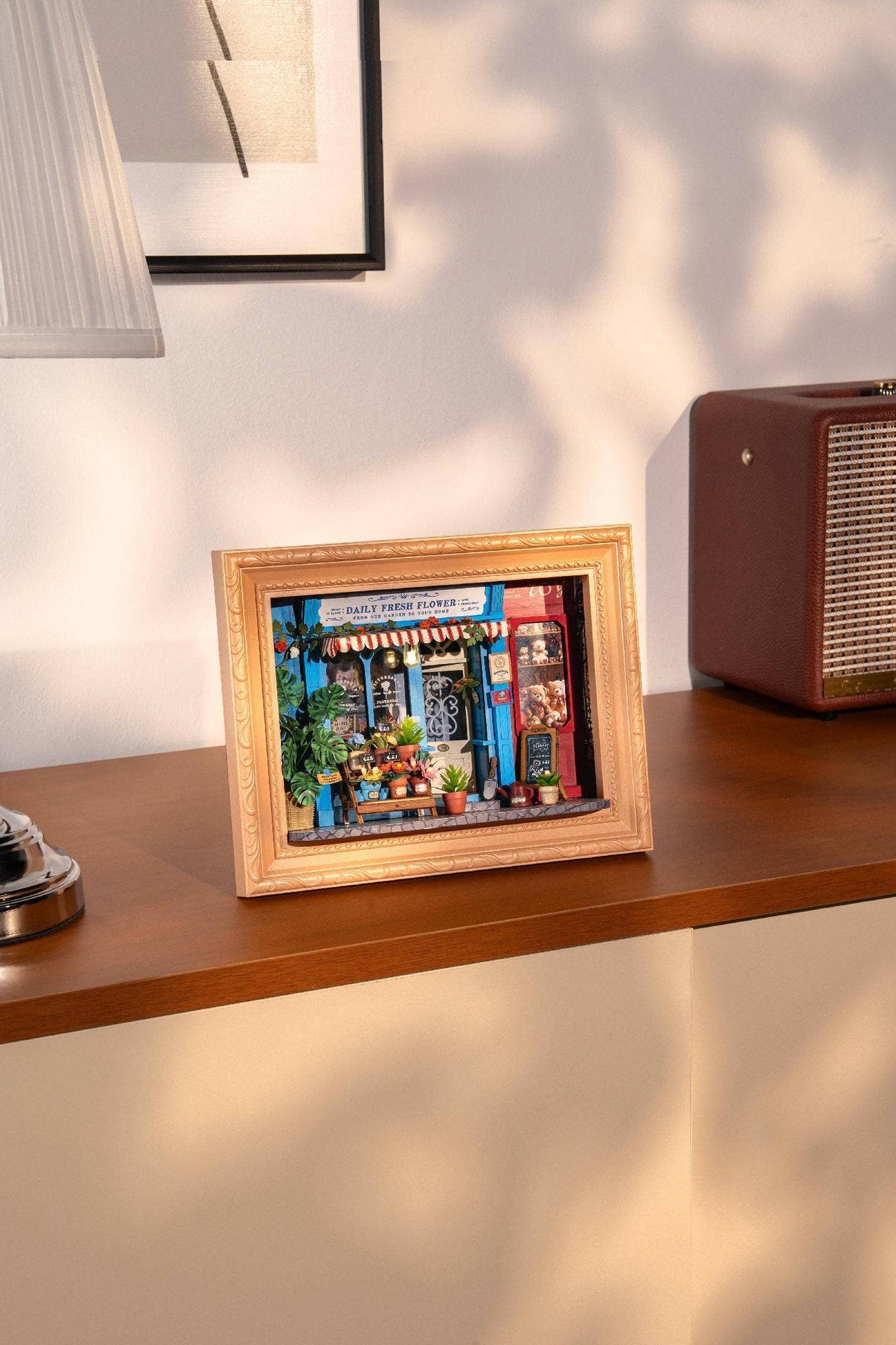 DP003 Rolife Daily Fresh Flower miniature house