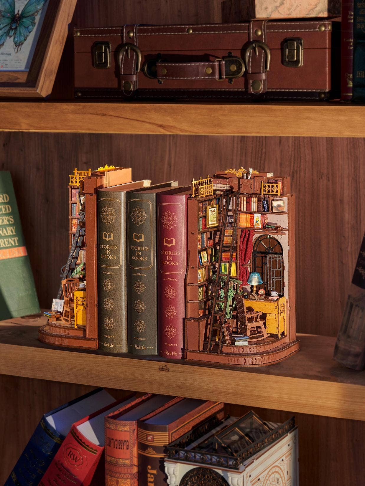 TGE02 Rolife Silent Corner Study DIY Book Nook Shelf Insert