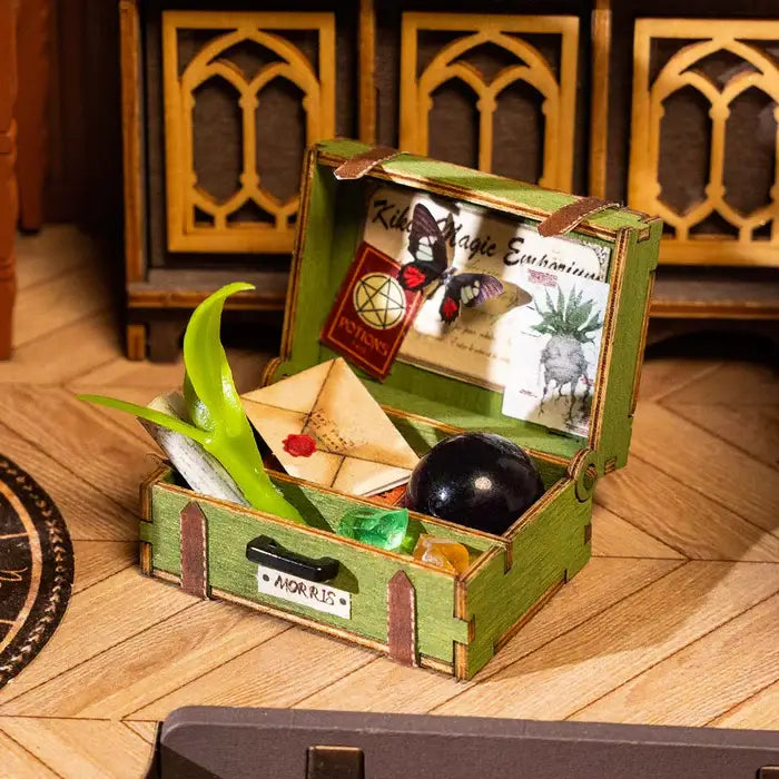 DG166 Rolife The Magic Study DIY Miniature House
