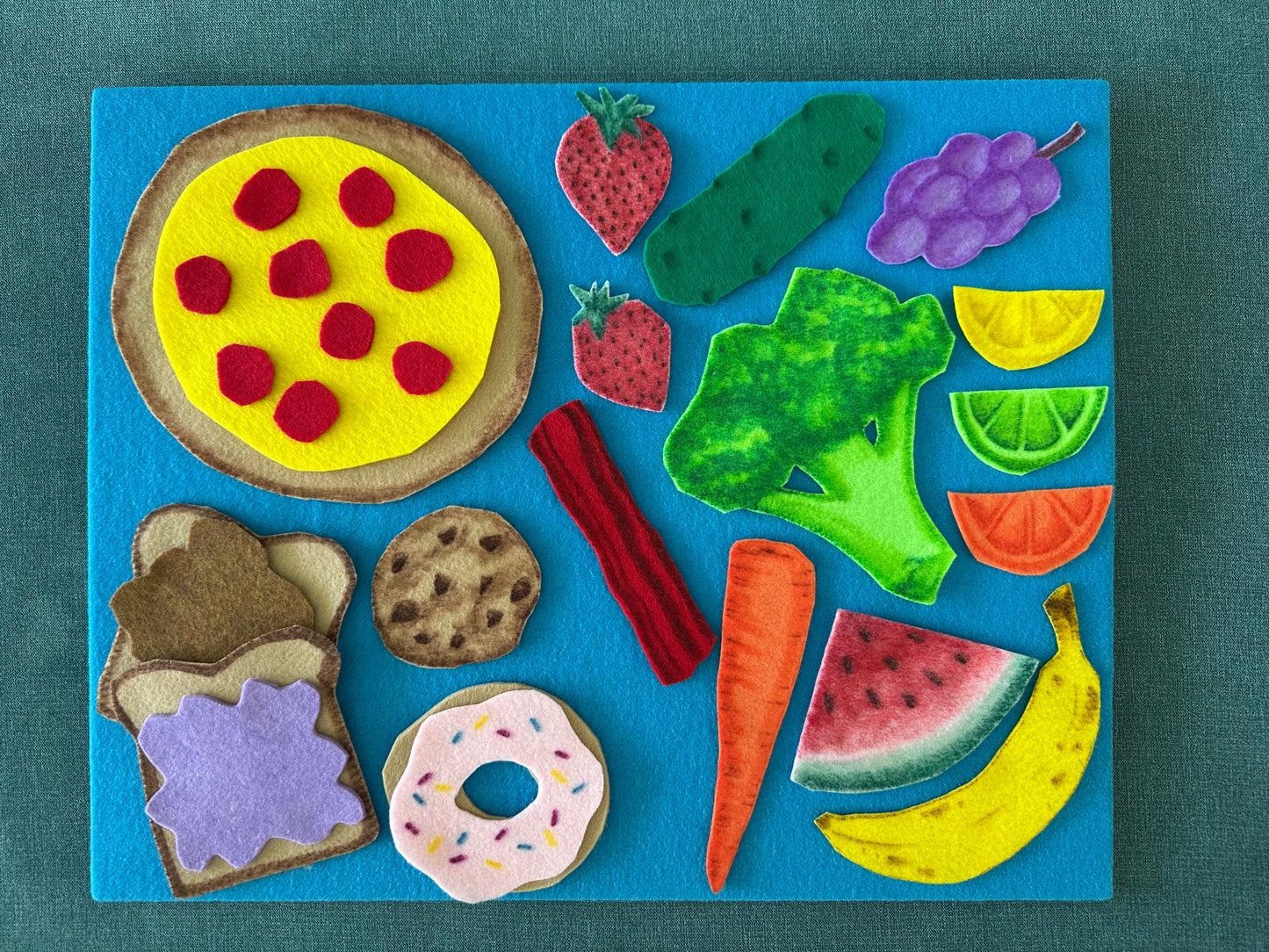 Felt Fun: Create Your Own Flannel Board & Felt Pieces
